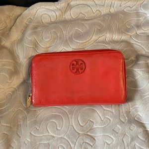 Tory Burch wallet